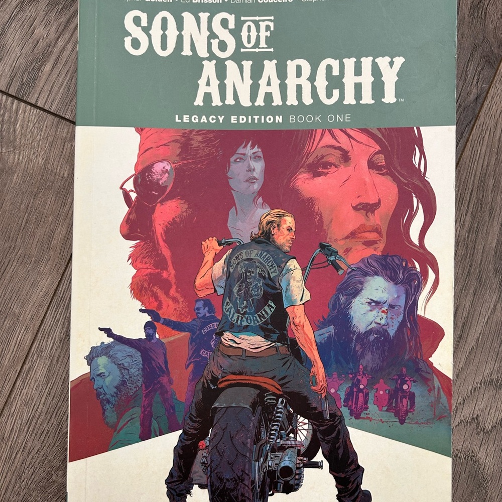 Sons of Anarchy legacy edition book one